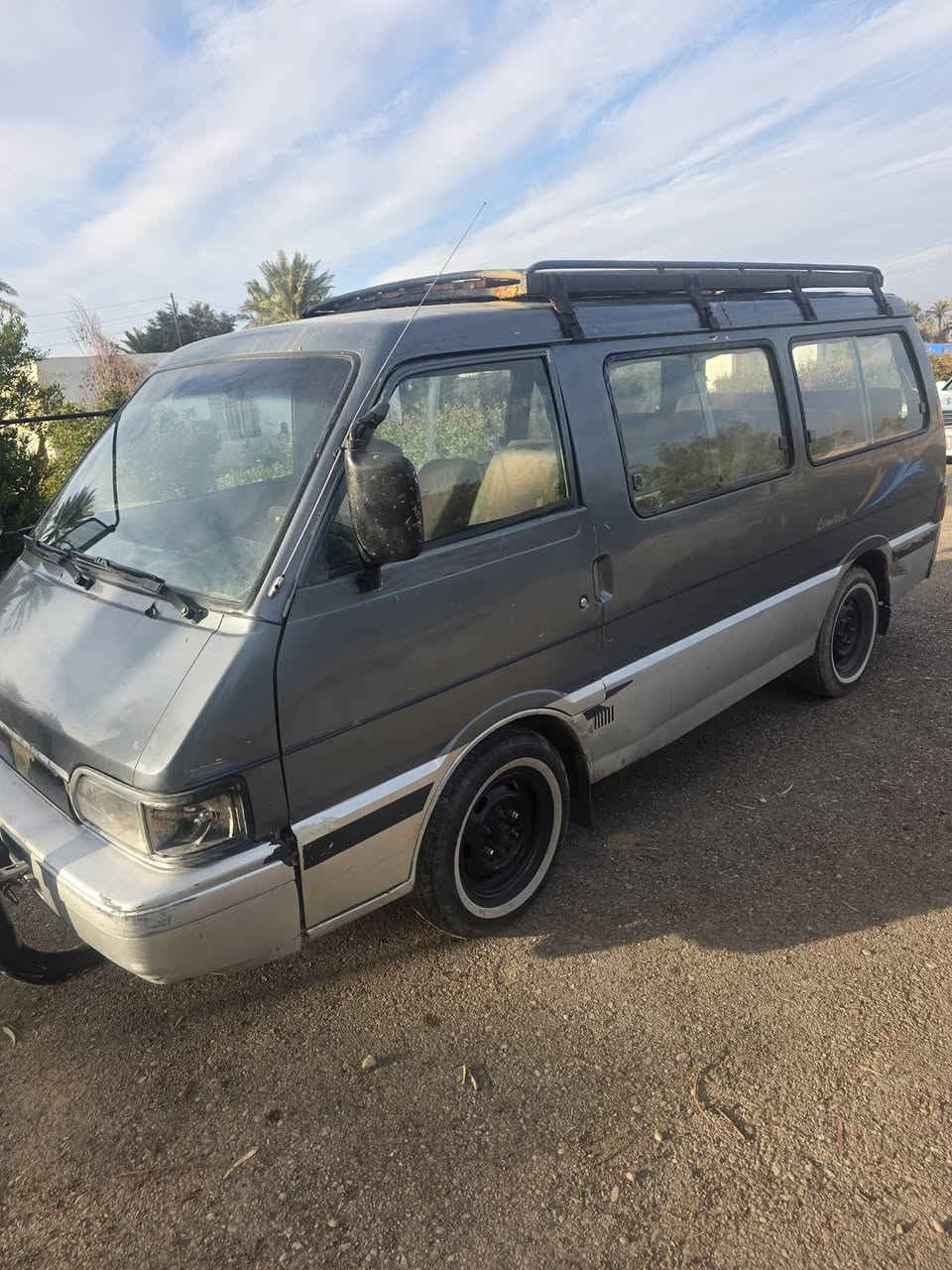 كيا بستا ٩٣ رقم بغداد
 صدر وكير ومحرك مكفول  
كشر حلو دوشمه  تخم تاير سنويه نهاية ٢٠٢٦ 
مكان ديالى بلدروز 
سعر ٣٦ 
للاتصال 
***********
