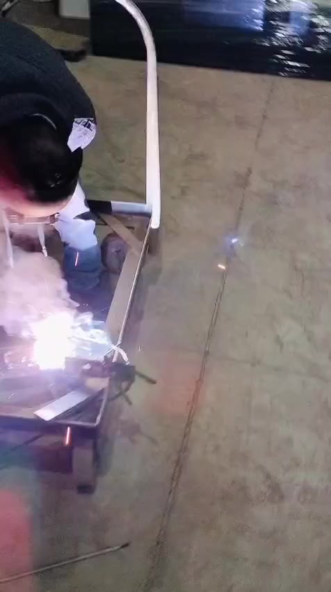 بسم الله ما شاء الله ☝️#@ لدينا عرض خاص 15%🚧 على لحام ديزل 500 امبير ميلر امريكي🇺🇸 وموتور دويتس الماني🇩🇪 متوفر قطع غيار الاصليه💥! للاستعلام فون او☎️ وتس م/احمد مصطفى 01142051312📱  01142051312📱م/احمد مصطفى


**إذا كنت صاحب هذا الإعلان وتريد حذفه لأي سبب، رجاءا أرسل رسالة إلى الدعم الفني**