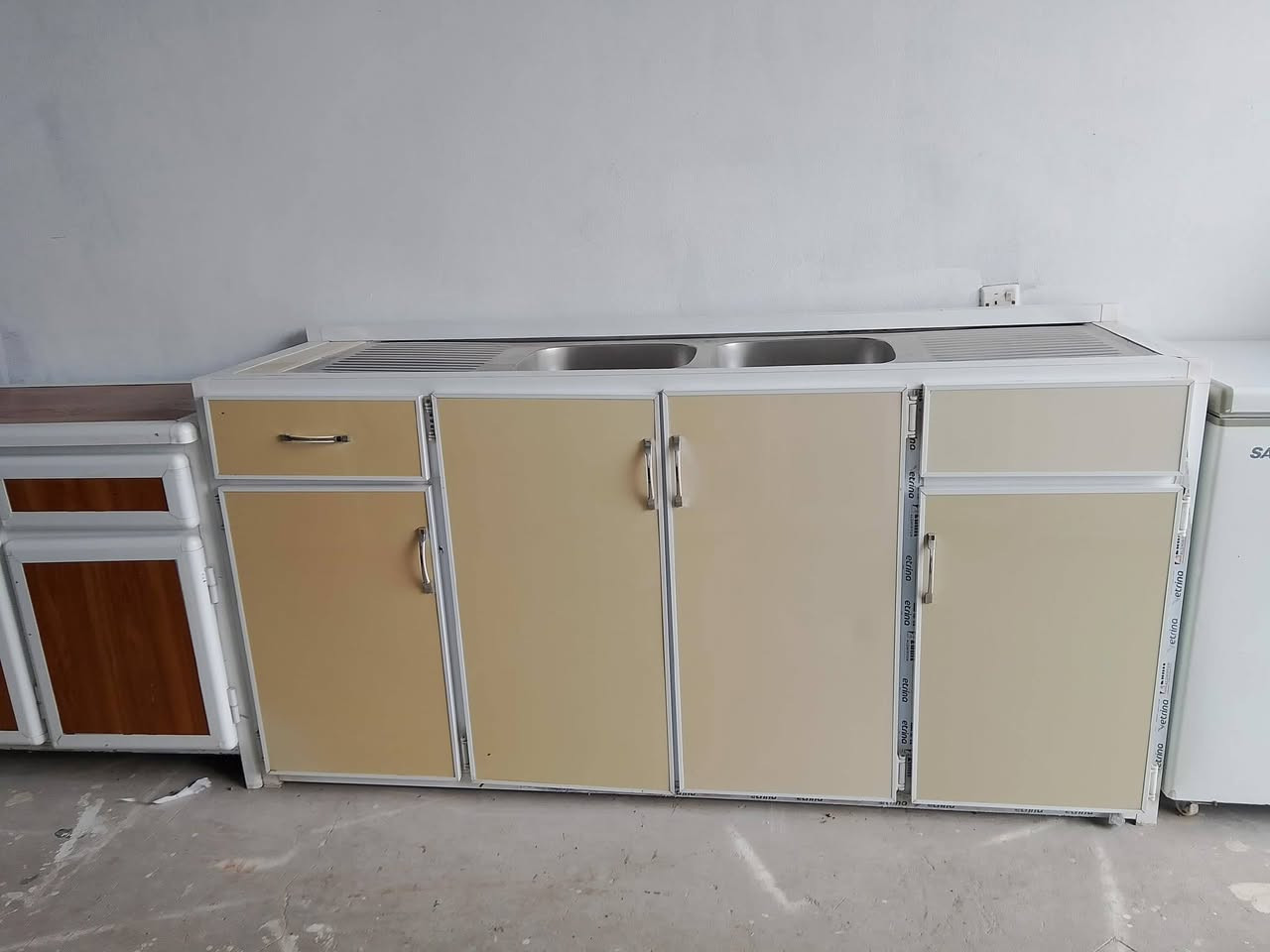 اغراض مستعمل فول نضافة
حي الوليد مقابيل الانتصار والميثاق يم ساحة الحصو والرمل


**إذا كنت صاحب هذا الإعلان وتريد حذفه لأي سبب، رجاءا أرسل رسالة إلى الدعم الفني**