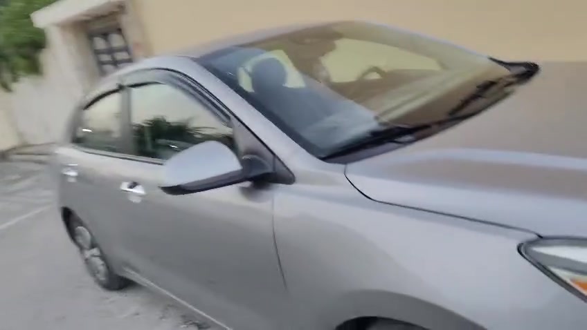 كيه ريو موديل 2023
سيارة رقم اربيل دولي باسمي شرط تحويل 
محرك 16
كير سي في تي 
فول مواصفات عدا الفتحه وارد
بصمة تشغيل
بصمة بواب 
يدات نيكل 
لايت عدسه زنون شركه
تبريد بيانو شاشه 
تحكمات ستيرن جهتين 
مانع نزلاق 
تحديد مسار 
كروز سرعه 
شاشه كار بلي 
صندوق ذكي 
ويل كب شركه 
ماشيه 47ميل 
ضرر بوند بدون دواخل وجاملغ تعديل باردد
سياره جاهزه عل اخير وضع شركه‏ الاستفسار ‪***********‬‏
مكان السياره موصل
