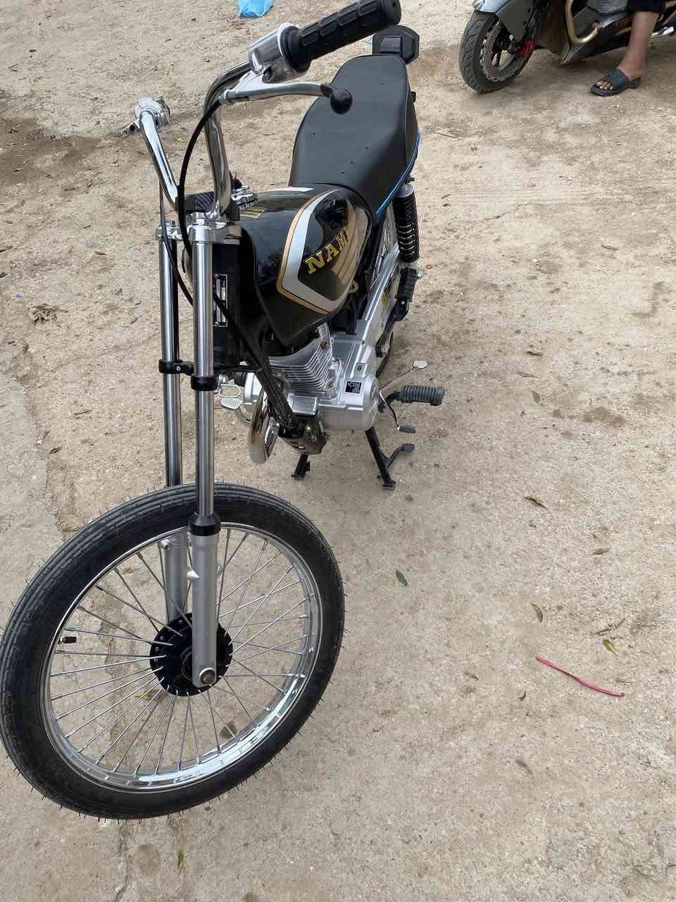 سلام عليكم للبيع اوراق شاصي 16صارله 20يوم من عمرته كله جديد دراجه نضيه 100/100واحله من صور 
سعر 950 وبيه مجال 
رقم ***********
