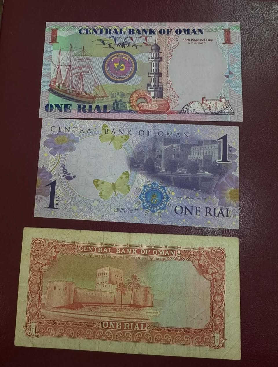 السلام عليكم للبيع سيت سلطنه عمان كما موضح في الصوره 
السعر 20الف والتوصيل 5الاف لكل المحافظات  للحجز المراسله خاص الكميه محدوده 
بالتوفيق


**إذا كنت صاحب هذا الإعلان وتريد حذفه لأي سبب، رجاءا أرسل رسالة إلى الدعم الفني**