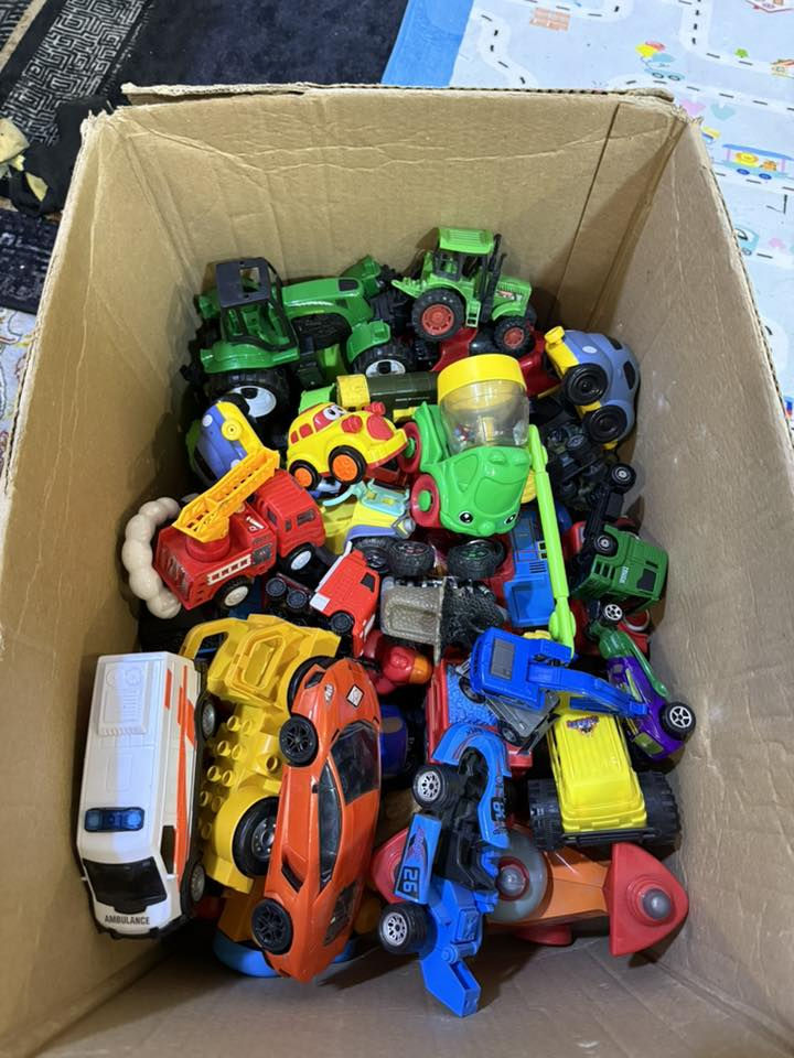 ٤٠ سيارة ب٣٥ مع التوصيل مابيهم اي ضرر احجام متنوعة


**إذا كنت صاحب هذا الإعلان وتريد حذفه لأي سبب، رجاءا أرسل رسالة إلى الدعم الفني**