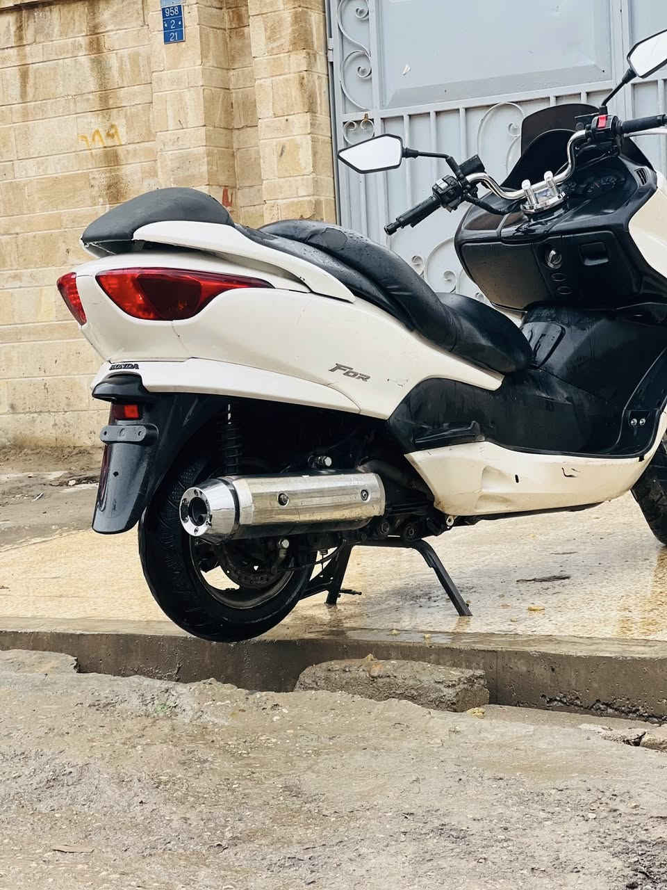 فورزا  08 عميه للبيع
محرك وجويتر شرط 
كهربائيات كلها شغالة
باتري جديد جاهزه ما يعوزها كلشي
سعرها مناسب 500وبيها مجال بسيط
***********
***********
