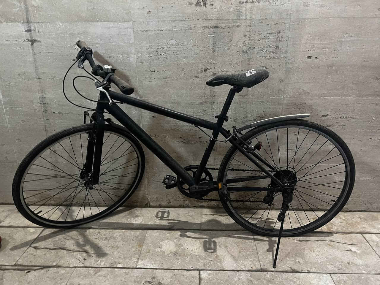 السلام عليكم
السعر بالخاص
ماركه HUMMER
المنيوم كامل
جيرات


**إذا كنت صاحب هذا الإعلان وتريد حذفه لأي سبب، رجاءا أرسل رسالة إلى الدعم الفني**