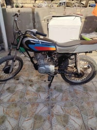 موتوسيكل • بدون اوراق