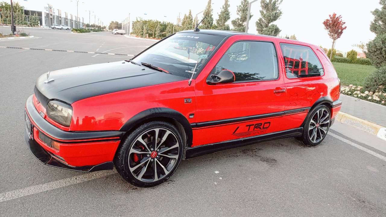 جۆری سەیارە/GOLF GTI
مۆدێل/١٩٩٢
سەنەوی و وەکالەی لەگەڵا هەموو گیانی بە شەرتە چرکەی نیە 

***********
*********** السليمانية, العراق

