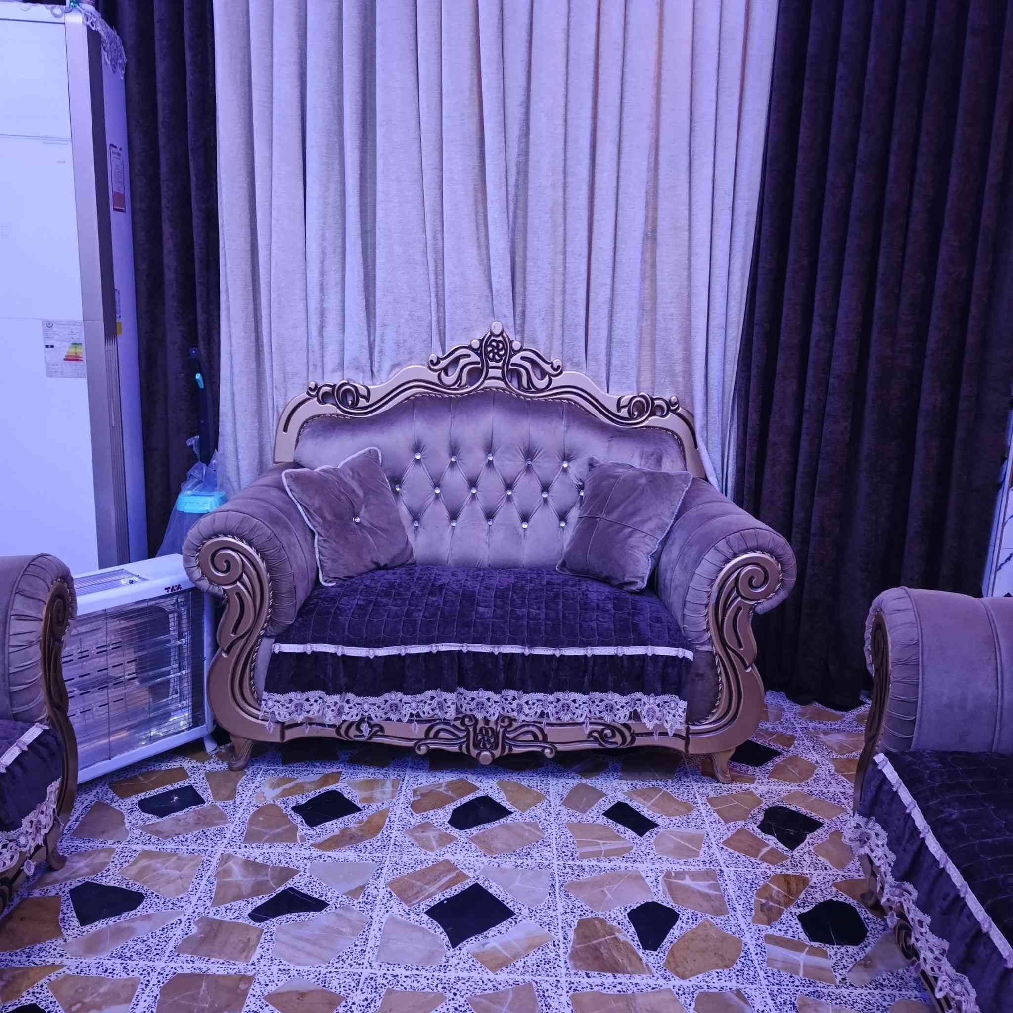 سلام عليكم تخم ايطالي البيع جديد ملكي عنوان شارع العوفيه ***********
