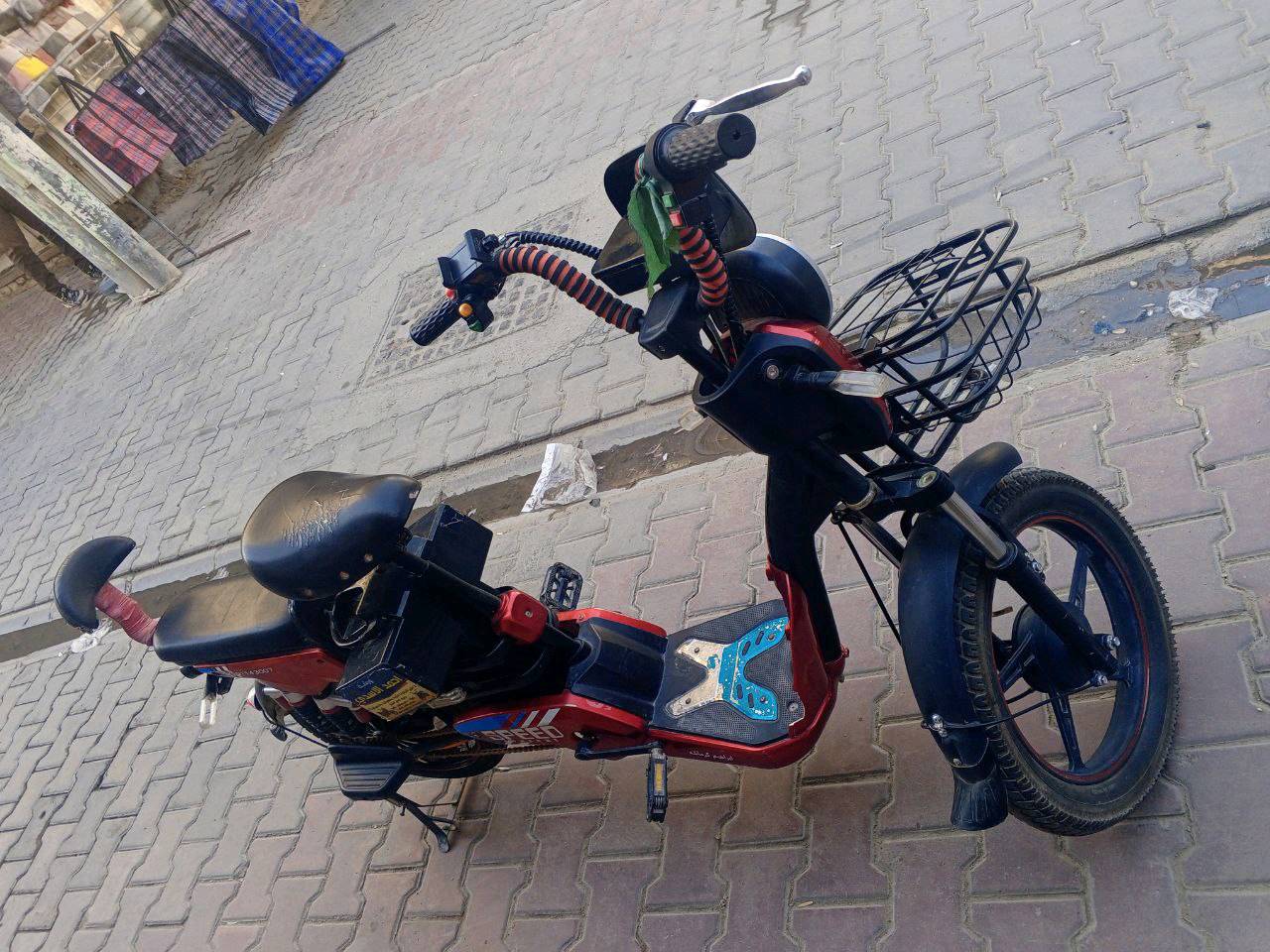 بايسكل شحن حجم 20 بطاريات كبار فول نضافه مكاني كربلاء   سعره 250 الف للتواصل ***********1