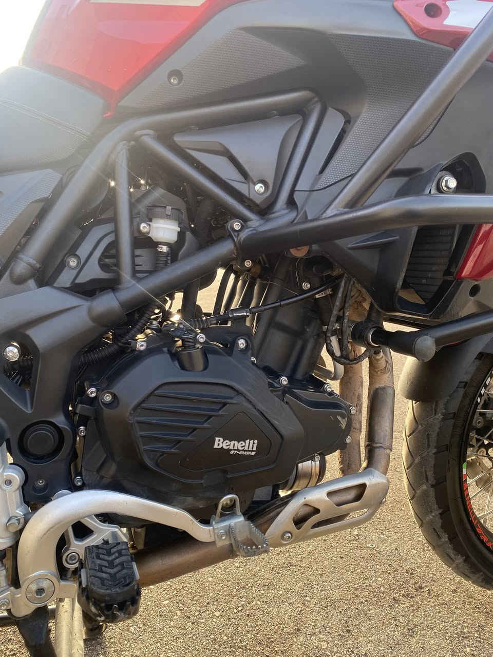 TRK502 x (2024)
بنلي تي آر كي اكس 502 
مديل 2024
دراجه نضيفه كلش بحاله الشركه عليه اضافات 
داش كام كامره امامي خلفي 
درع عمل مو درع الشركه 
درع مازده 
دراجه حلوه ونضيفه رقم أربيل إنكليزي تحويل مباشر 
السعر (70) بي مجال بسيط عنوان الدراجه جسر السنك ***********
