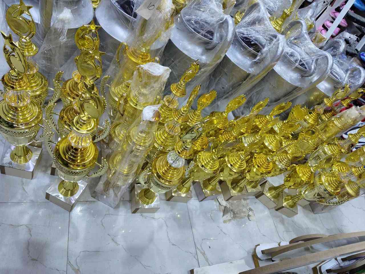 كل ماهو جديد و مميز 
تجدوه في مجمع ايليا الرياضي 
جوائز دروع بطولات 
فرديات متنوعة 

للحجز والاستفسار الاتصال على الرقم التالي 
***********
 واتسااب يتوفر خدمة توصيل كافة المحافظات
