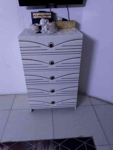 غرفه تركيه 9قطع سرير مخزن سعرها 650 لاتصال ***********
