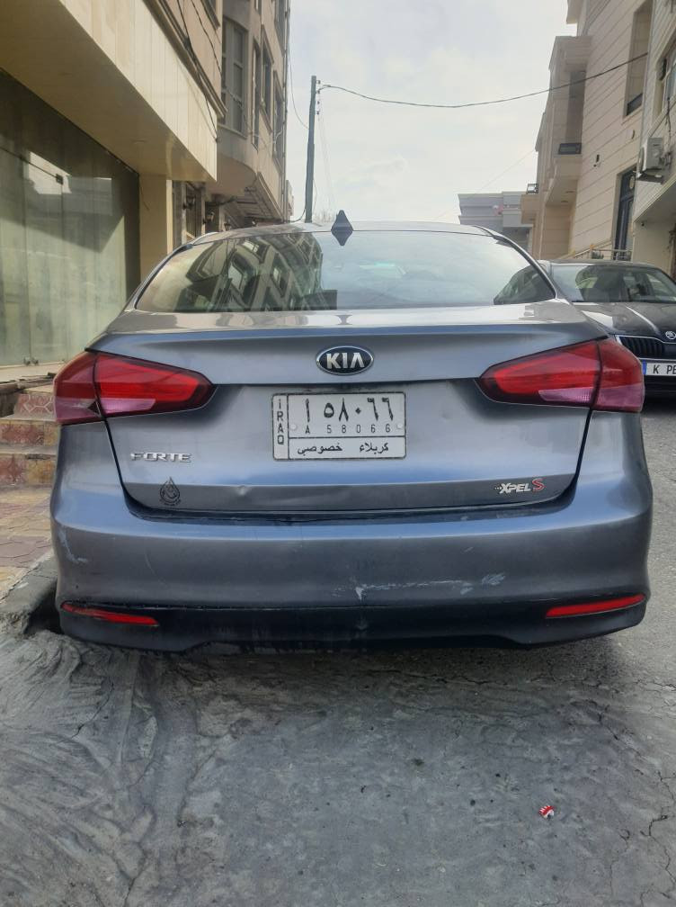 كيا فورتي ٢٠١٧ محرك ٢٠٠٠ كير تبريد صدر بس دبلات تحكمات ستيرن كشن تدفئه تبريد شغال شاشه كامره رقم كربلاء اب اسمي رقم *********** بغداد, العراق
