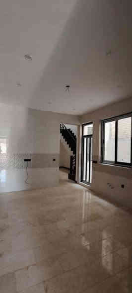 السلام عليكم بيت للبيع ١٥٠ متر في حي الجهاد منطقه الظباط شارع ١٥ مقابيل بيت تشجير واجهه ٦ ونزال ٢٥ 
يحتوي البيت على ٤ غرف نوم وصاله ومطبخ وخدمات عدد ٤ 
علما ان الارضيه مرمر والشبابيك ألمنيوم 
علما ان البناء منفصل غير مشترك 
بناء البيت ٢٠٢٤ 
علما توفر بيت واحد فقط 🤗
للاستفسار اتصل على هذه الارقام 

***********
ابو مرام 🥰
