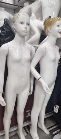 ماليكان ولادي وبناتي  البيع  تصال عل رقم 07756444240او مراسله عل واتسا...