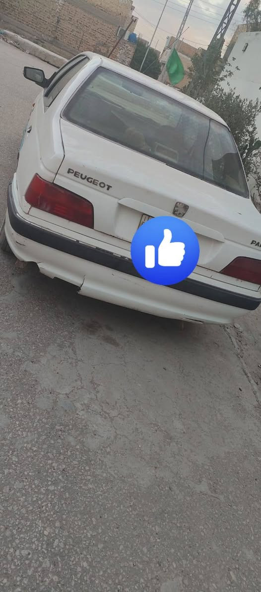 السلام عليكم بيجو بارص موديل 12رقم ذي قار  مكينه وكير مكفولات   ***********
رايدهه ب٣٣
