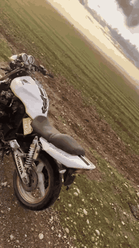 للبيع هوندا 400 السعر مليون و100
***********
