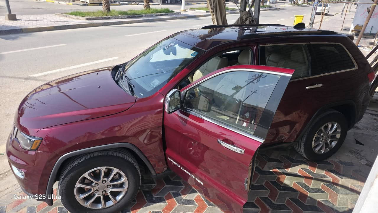 سلام عليكم ورحمة وبركاته  جيب لاريدو موديل 2016   لمتدد بصمه شاشه كبيره ايكو نضام سبورت كشن كهرباء داخل عسلي كامره خلفيه صندوق كهرباء رادار خلفي تشغيل عن بعد او بيها مواصفات كلش هواي حادثه جاملغ ايسر وبنيد مبدل بدون دواخل باقي سياره كفاله عامه محرك كير تبريد تدفئ تخم تاير جاهزه  للاخير رقم ميسان مشروع وطني  باسمي السعر 225 وبيها مجال الاستفسار ***********
مكان سياره ميسان
