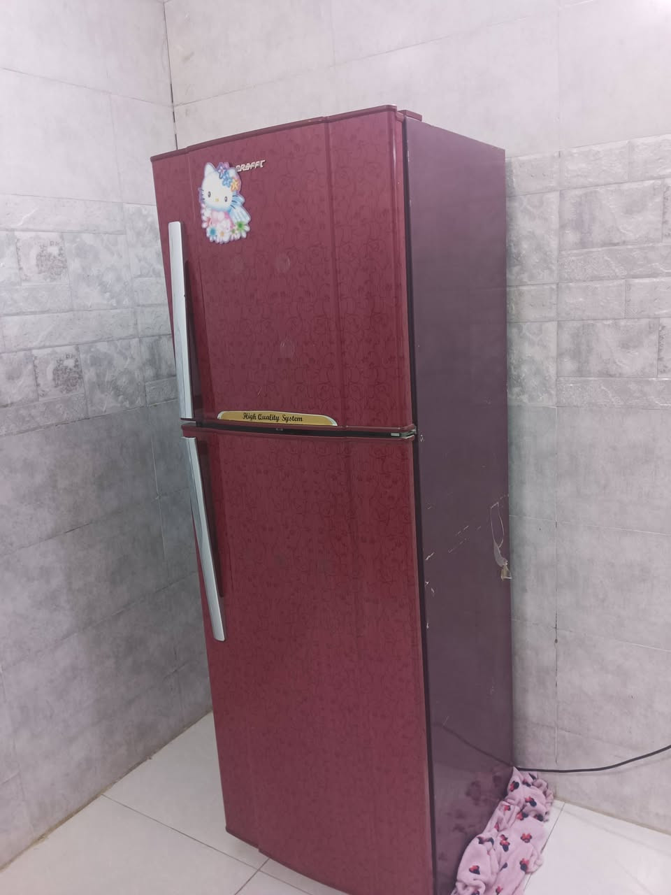 من رخصت أدمن ثلاجه حجم 20قدم
طبغ أربعه عيون فرن سل استيل للبيع 
***********0
