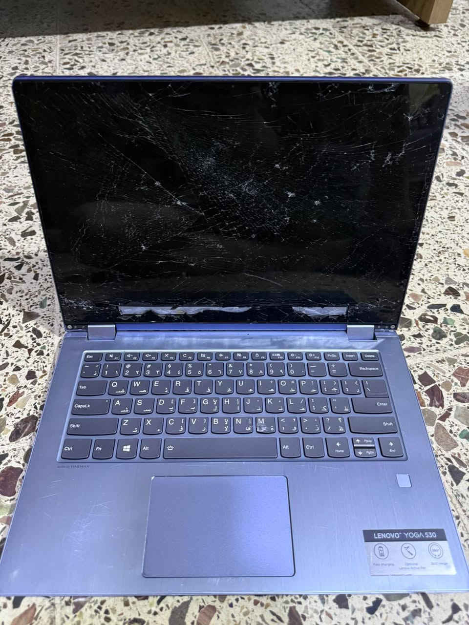 السلام عليكم لاب توب من شركهLENOVO YOGA 530
المشكله مكسوره شاشه بس هي شغاله تشتغل طبيعي الرام  دي دي ار 3
والهارد 256 امدة 2 
السعر 75,000 دينار 
تواصل على هذا الرقم*********** وتساب
