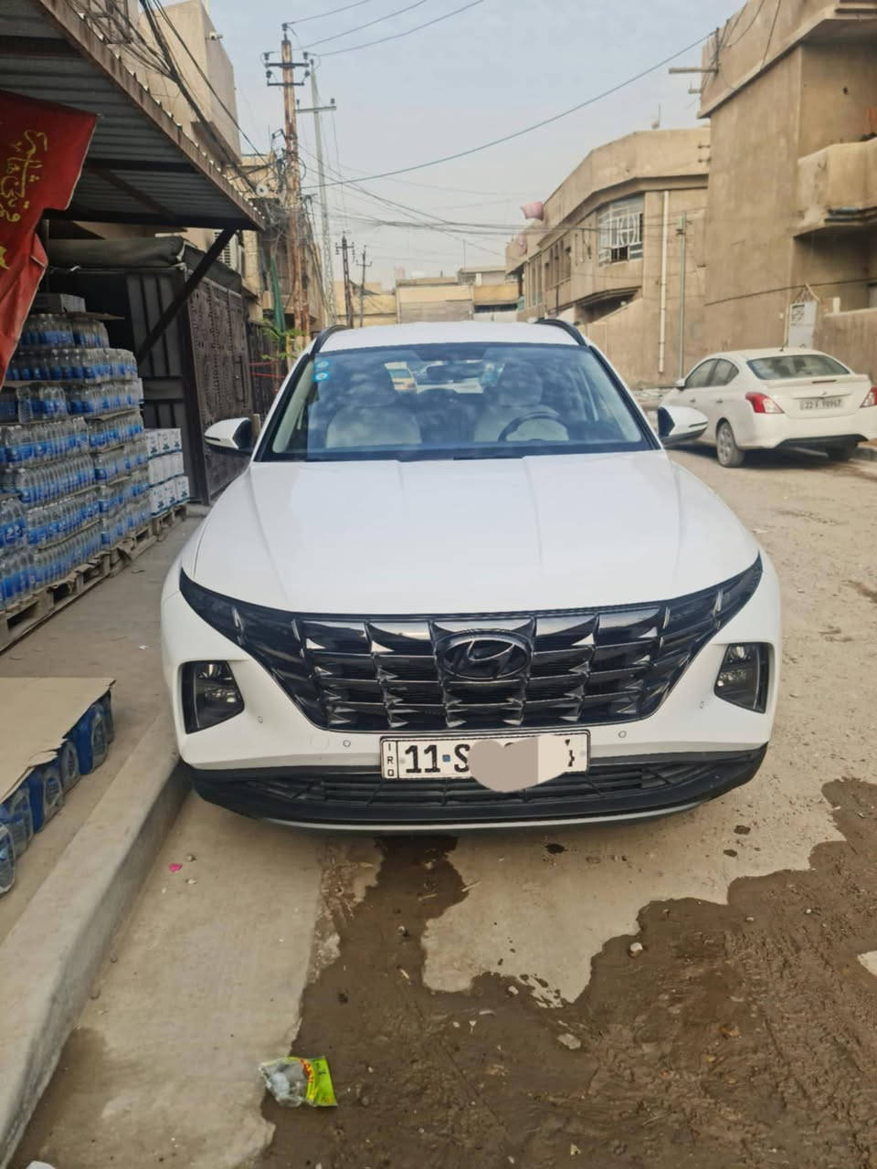 توسان موديل ٢٤ فول مواصفات عدا البصمة  باسمي رقم بغداد نكليزي بيها باب مبدل وصبغ بالصندوك سيارة جديدة كلش ماشية ٢١ كير محرك صدر جديد ما مفتوح بيها برغي على وضع الشركة مكاني بغداد للإستفسار الاتصال على الرقم التالي ***********
السعر  185 وبيه مجال
