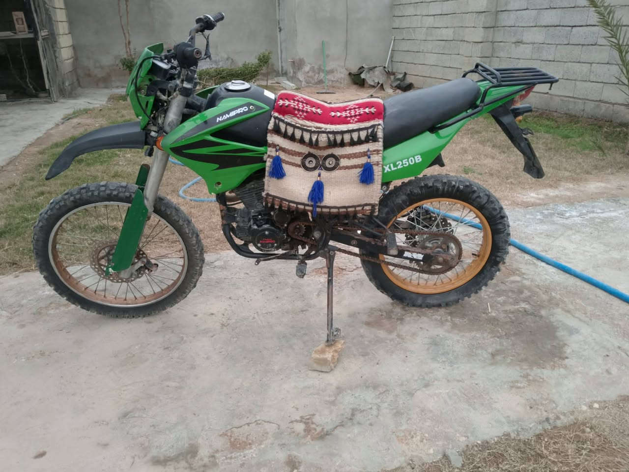 السلام عليكم دراجه قفاز موديل 20 مكينه 250c اوراق كامله للبيع او مراوس سعر خاص. يرادله ترتيبات خفيفه 
للاستفسار. ***********
