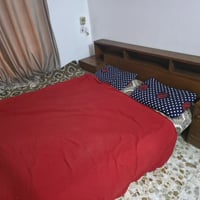 غرفة نوم • اخشاب • نظيفة