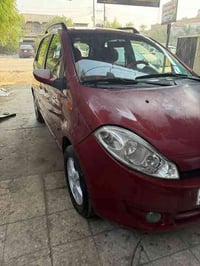 شيري أي وان للبيع رقم بغداد جديد سنويه وهزه جديده بسمنه السياره بدون ص...