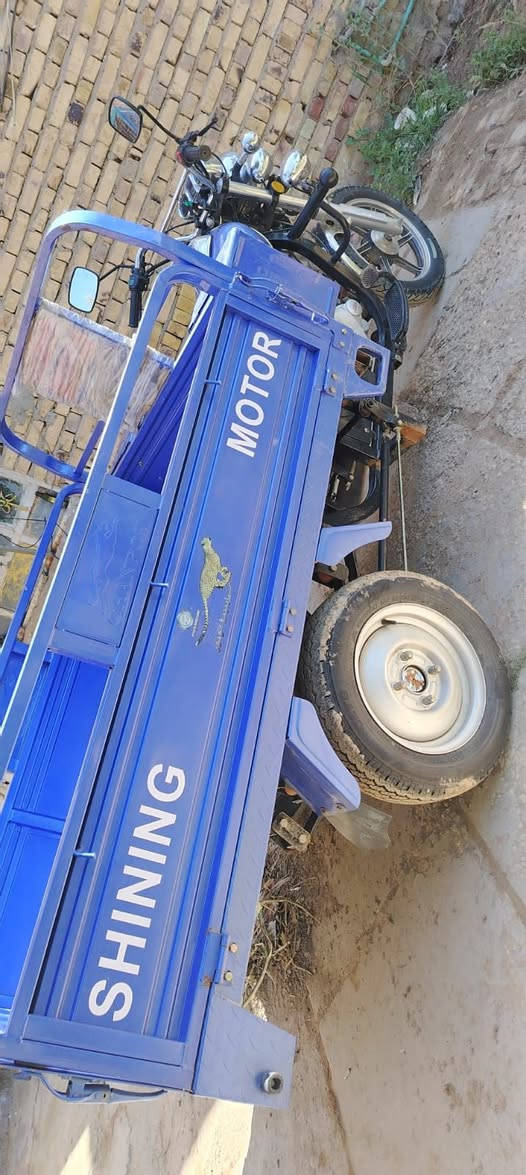 السلام عليكم ستوته فحل 2023للبيع مكفوله كفاله عامه من الشخط اوراق اصولي باسمي 
كهربائيات كلها شغاله 
سعرها 2500وبيها مجال 
***********
