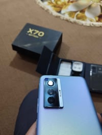 فيفو X70 • ٢٥٦ جيجا ١٢+٨ رام • نظيف ١٠٠٪