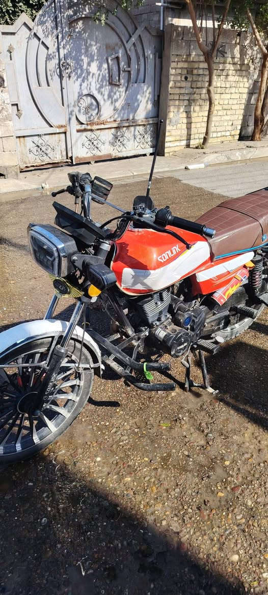 البيع سونك سيفان 5كير موديل 25 اوراقه كامله السعر 775 وبي مجال اتصل ***********
