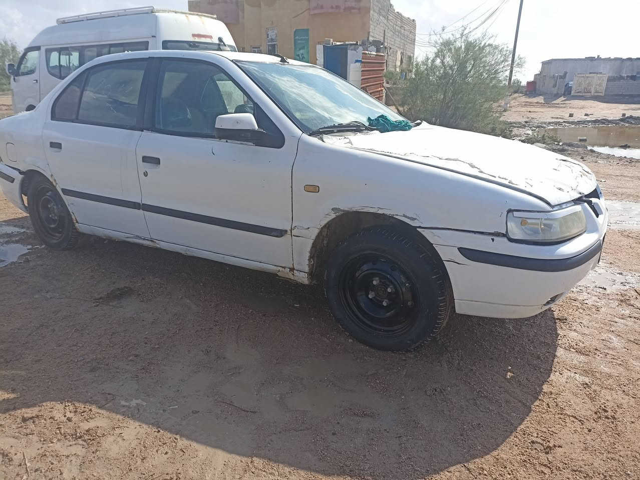 السلام عليكم سمند خصوصي موديل 2011 سياره جديده كير ومكينه كفاله
العنوان البصره كرمه علي ***********
