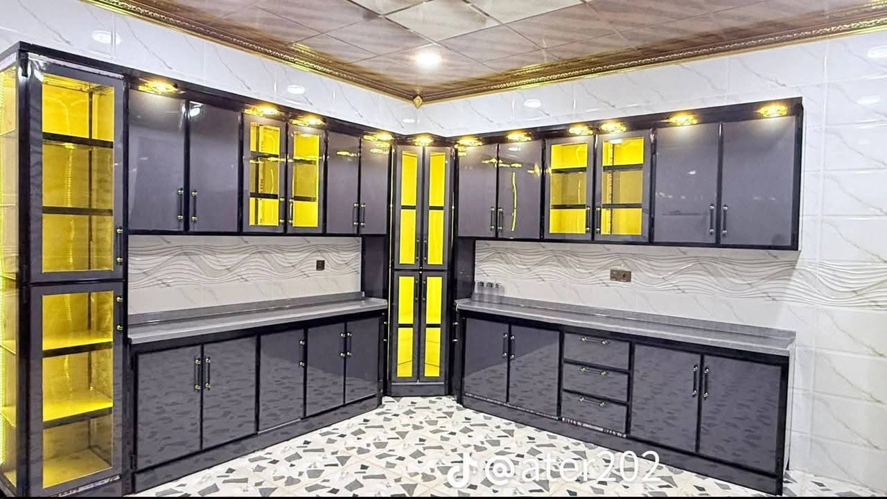 معمل المنيوم الزهراء 
بوري تركي اصلي محشوه بالخشب يوجد متر 170 و 160 وبي مجال عمل كامنتر جزامه سنك حافظة مفرغه صيدليات طبية باب صيحات  محجر درج وحسب الطلب يشتغل  مكانه الشطرة حي الصحة 
رقم صاحب المعمل ***********
