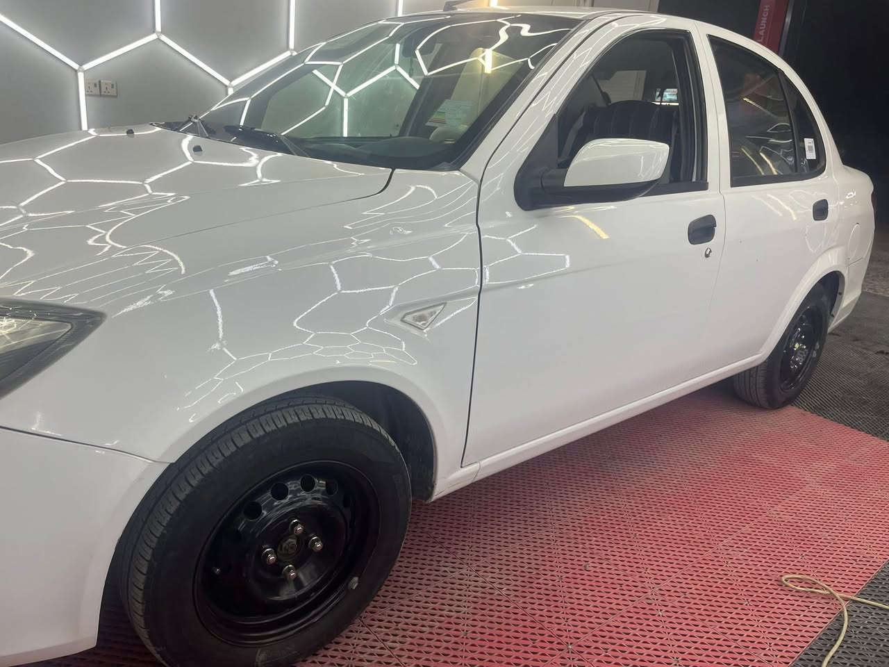 يالله
السلام عليكم 

سانيا البيع 

بغداد حره بسمي 

موديل 2022

ماشيه 46حقيقي

بيه بارد بل مكان المحدد فقط سونر مرفق بصور 

سياره جديده 

بسمي سنويه وهزه جدد اراقام جددي 

كلشي مابيه نقص 

العنوان بغداد الدوره شارع الصحه 

السعر 73بيه مجال 

تلفون ***********
