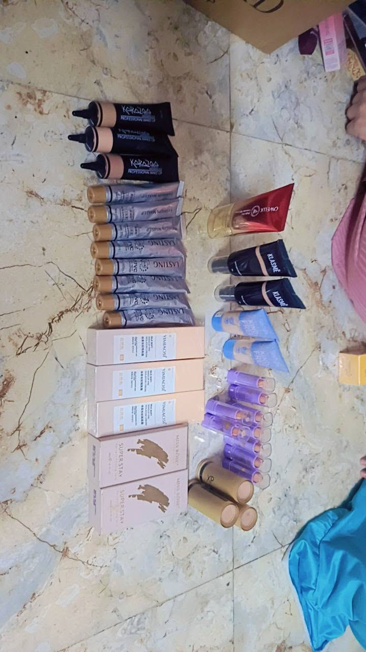 مكياج 280قطعة ب100واصل


**إذا كنت صاحب هذا الإعلان وتريد حذفه لأي سبب، رجاءا أرسل رسالة إلى الدعم الفني**