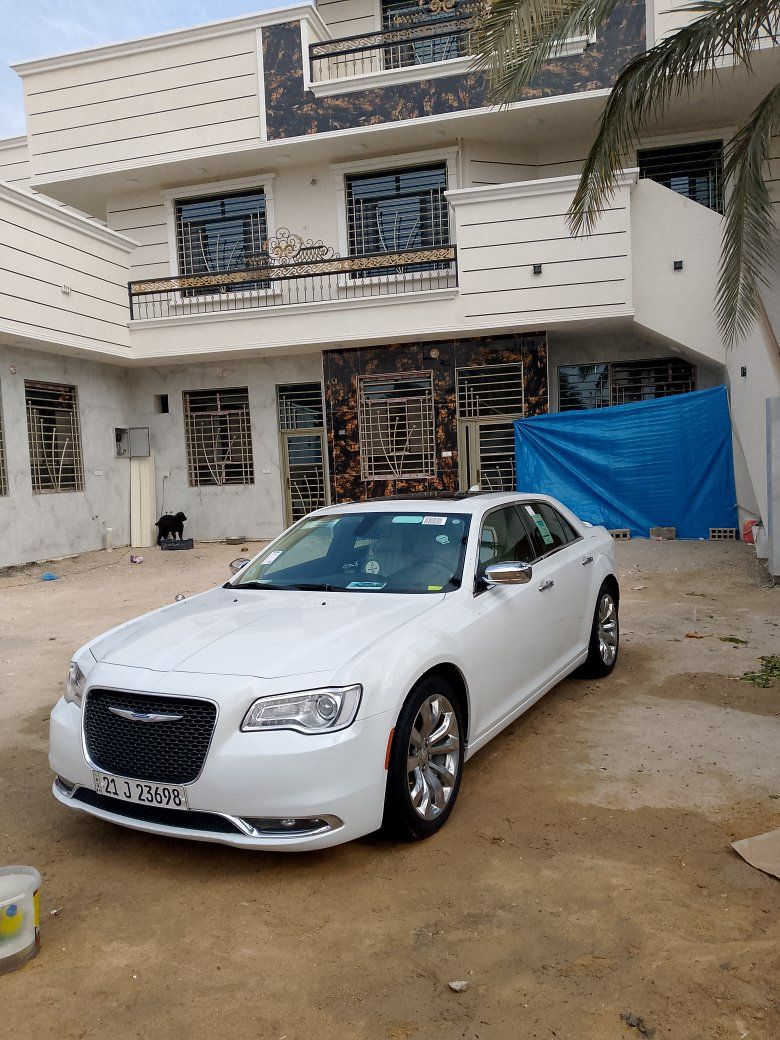 اوباما للبيع موديل 2018مواصفات سي معروفه فول مواصفات سياره مكفولة كفاله عامه سياره جديده اخت زيرو واحله من صور سونار موجود بصور وترايهه وين ميعجبك العنوان كربلاء السعر 287وبيه مجال ***********
