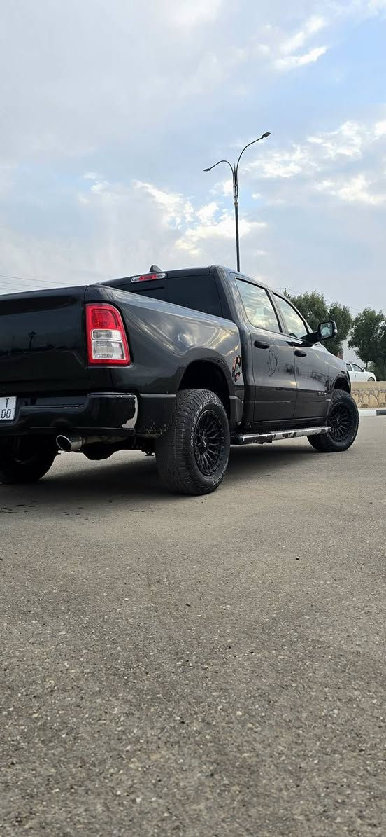 السلام عليكم 
دودج رام ايتورك5.7  2023 للبيع
بك هورن ((BIG HORN))
ماشيه 52 الف مايل 
مواصفاته معروفه مع ذلك نذكرهم
مري كهرباء 
شاشه وسط 
تدفئه مقاعد 
تدفئه ستيرن 
محدث بجم لارمي
السعر ٢٦٥ بي مجال بسيط 
تفاصيل اكثر رقم ***********
