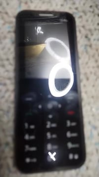 ١٥ برو • ٤ سيم • كاميرا