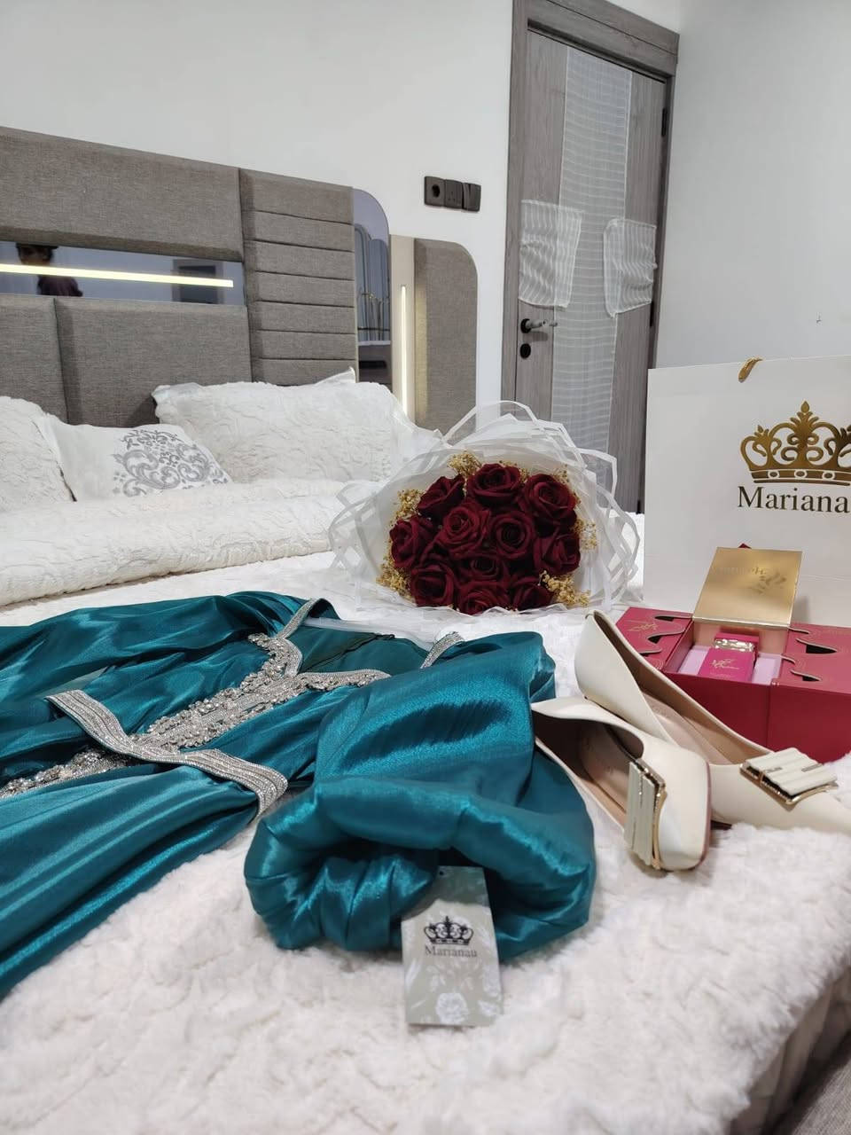 عندي هذا الفستان اشتريتو من مارينو قياس L ويلبس XL لابستو مرة وحدة بس ابيعو ب 95


**إذا كنت صاحب هذا الإعلان وتريد حذفه لأي سبب، رجاءا أرسل رسالة إلى الدعم الفني**