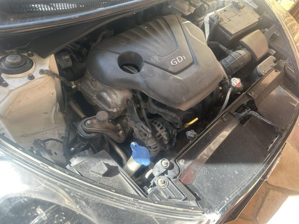 السلام عليكم فولستر موديل 16 فول بصمه شاشه مكينه 1600 كير مكينه تخم تاير صار شهرين شاده حداديه 85 ‎%‎ بيه طخه بسيطه وضربه امريكا جاملغ وبنيد السياره بيه معامله كامله وقرص واصل للمرور بس ما مرقمه بدون لوحات والسبب صاحبه هاجر وما رقمته اتعهد بيه من كلشي رايده 45 ورقه وبيه مجال بسيط للتواصل على الواتساب فقط *********** العنوان ناصريه الرفاعي او الاتصال ***********
