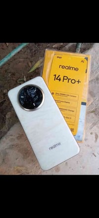 ريلمي 14 برو بلص نظيف غراضه كامل شاحنه 80 واط  ذاكره 512 بطاريه 6,000 ...