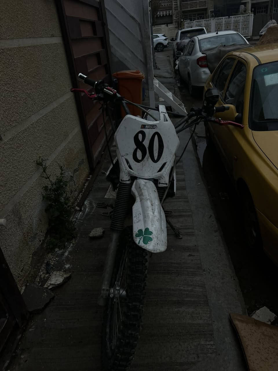 سلام عليكم قفاز جبلي للبيع او المراوس سعره 750 وبي مجال حك الجيه القفاز أربعه كير 300 سيسي كير عادي مكاني بغداد الذيل مالته مكسور فقط ولباقي كلشي شغال


**إذا كنت صاحب هذا الإعلان وتريد حذفه لأي سبب، رجاءا أرسل رسالة إلى الدعم الفني**