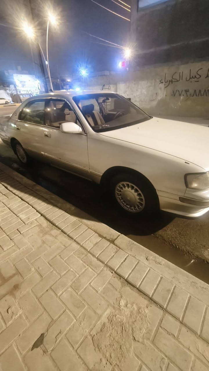 سياره بطه فصل كفاله من نقل جثه والكصه
سعر 60 بي مجال قليل 
تواصل ***********
