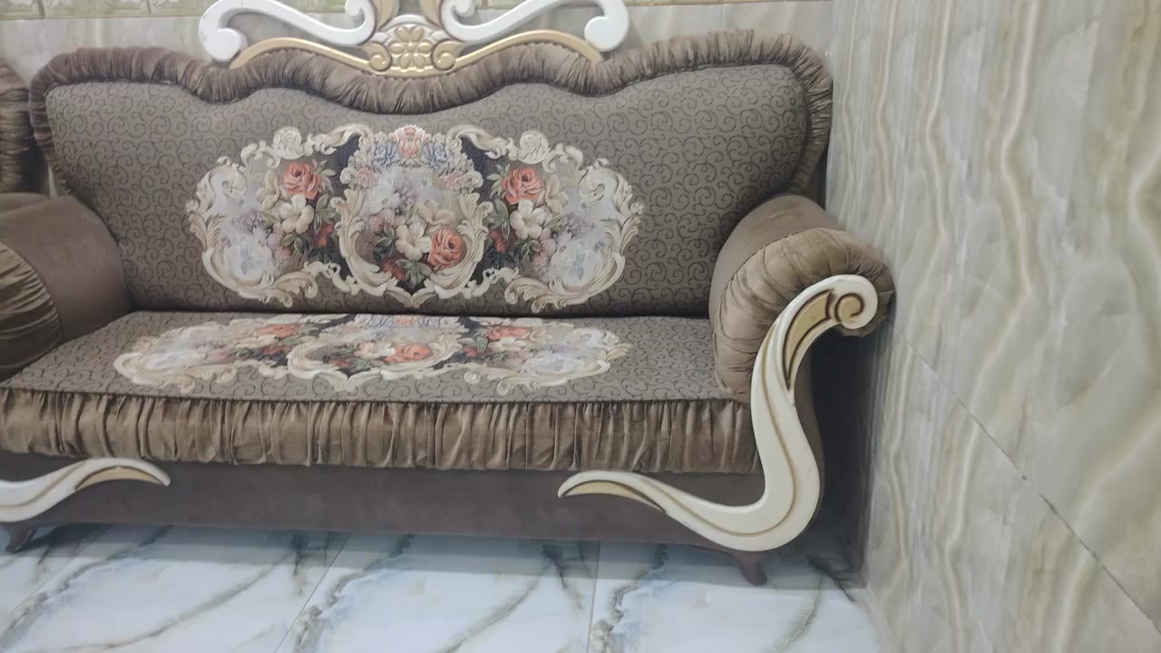 سلام عليكم قنفات لبيع ذي قار زيناويه ***********
