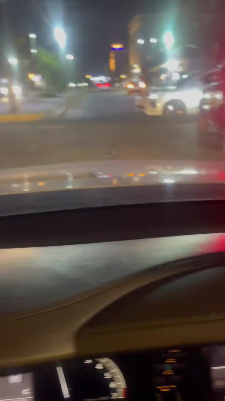 سلام عليكم
قطعة أرض للبيت بسعر مناسب جداً 
وموقع جيد بين شارع الأسواق والقادة 
سعر المتر (2900) ماكو هيج سعر بكل 
بغداد سند باسمنا شخص واحد فقط 
والسعرقابل للتفاوض  …
هاتف ***********
***********
