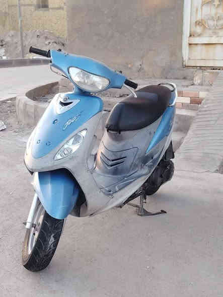 سلام عليكم شباب دراجه ماكس منغولي نضيفه كلشي شغال سلف هندر كلشي ما عوزها شغل وطلع
سعر ٦٥٠ وبيها مجال قليل  للاستفسار.. ***********
