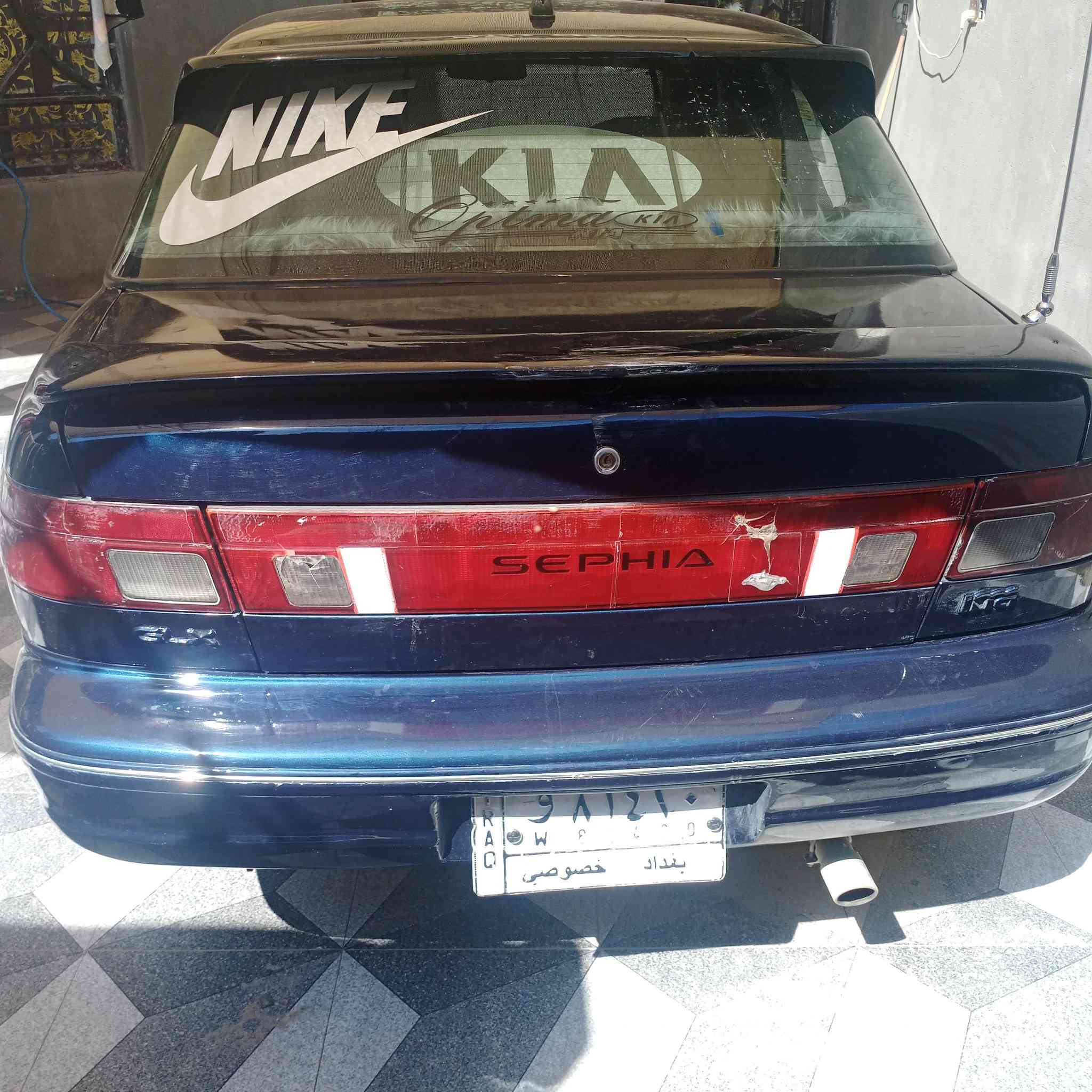 كيا سيفيا للبيع موديل 93  مكينه مسكر وكير شرط وتبريد شغال سنتر لوك قفل 38 وبيه مجال اتصل ***********
