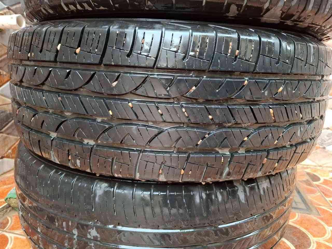 السلام عليكم جمعه مباركة عليكم ان شاء الله 
تخم تاير مال سبورتج2024 أمريكي أصلي 
مستخدمات نضيفات الحجم 235×60×18
بسعر مناسب والماعنده يجي ياخذهن بلاش 
مكاني حله ***********
