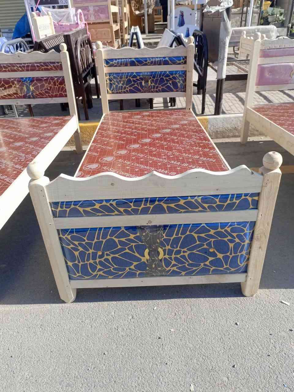 جرابي دوشمه وفلونكه نفر واحد 
الطول 195
عرض 85 
متوفر جميع الالوان والقياسات 
متوفر خدمة توصيل داخل بغداد 
واتساب ***********
