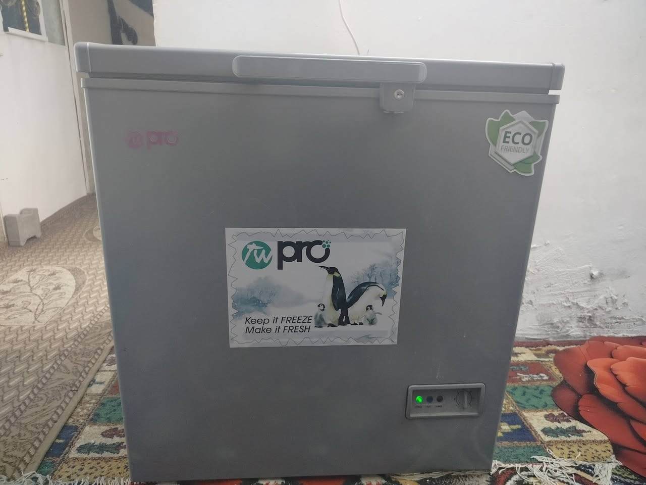 سلام عليكم مجمده للبيع مستخدمه قليله السعر 175وبيه مجال الحسينيه مال راشديه *********** فقط واتساب
